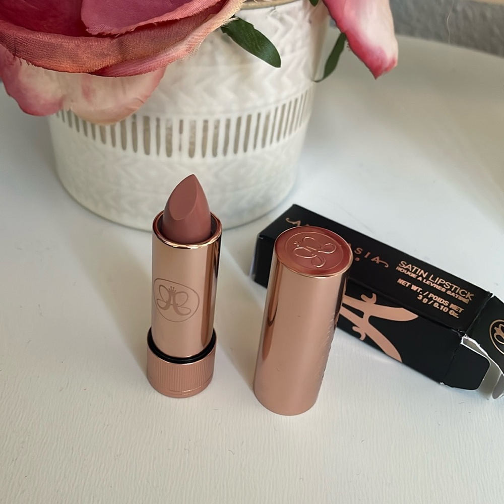 NIB ABH Long-Wearing Matte & Satin Velvet Lipstick - Picture 5 of 8